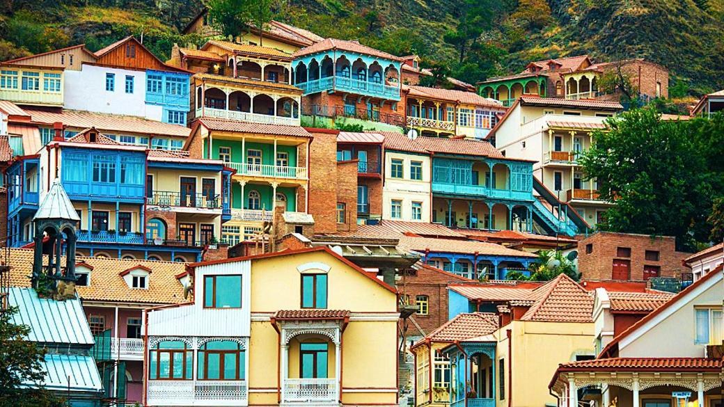 Hostel Pirosmani Tbilisi Buitenkant foto