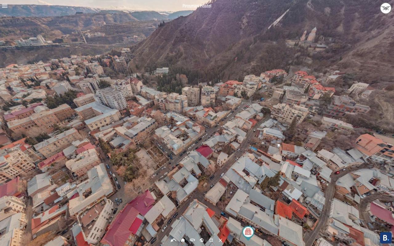 Hostel Pirosmani Tbilisi Buitenkant foto